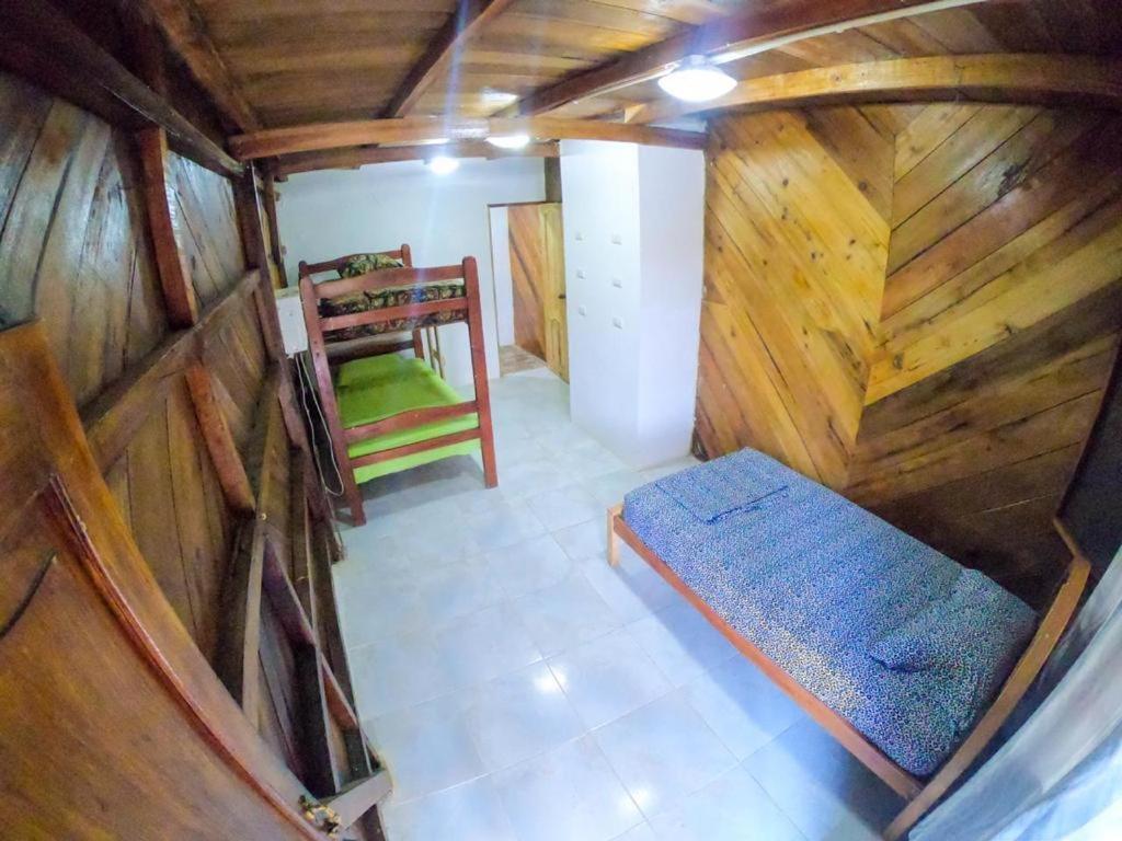 Auberge de jeunesse Iguana Beach House à Montañita Extérieur photo