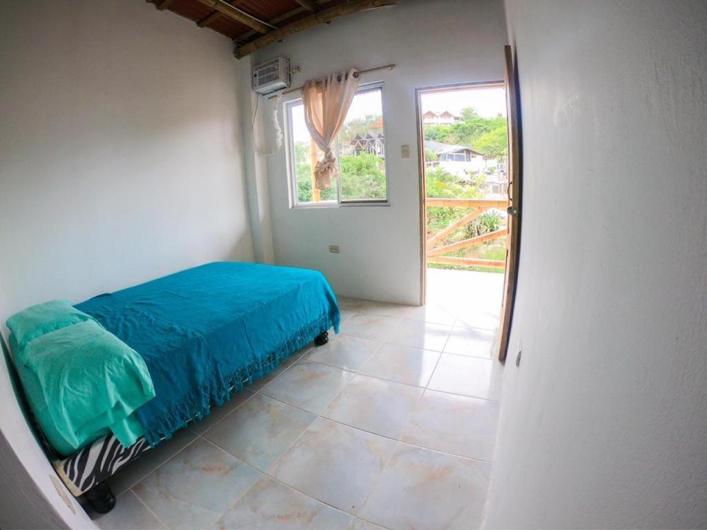 Auberge de jeunesse Iguana Beach House à Montañita Extérieur photo