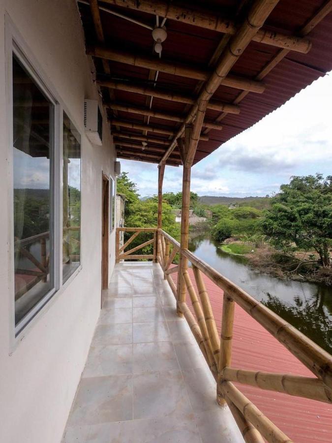 Auberge de jeunesse Iguana Beach House à Montañita Extérieur photo