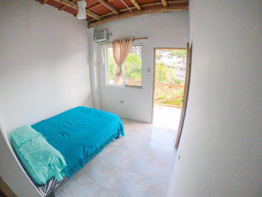 Auberge de jeunesse Iguana Beach House à Montañita Extérieur photo